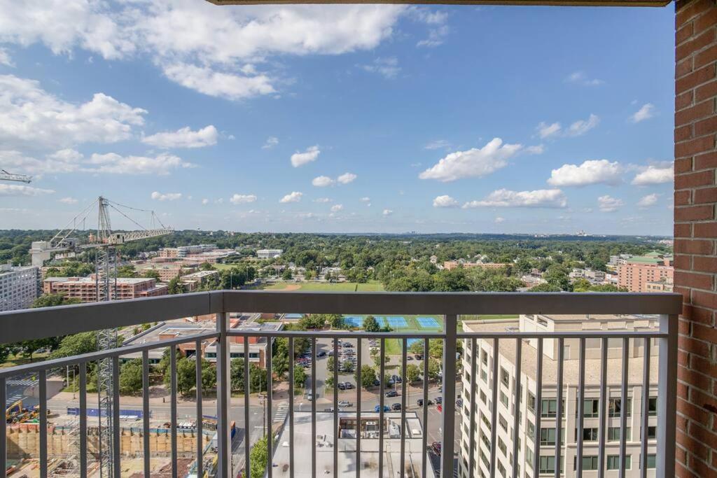 Exclusive Apt In Ballston With Gym Arlington Esterno foto